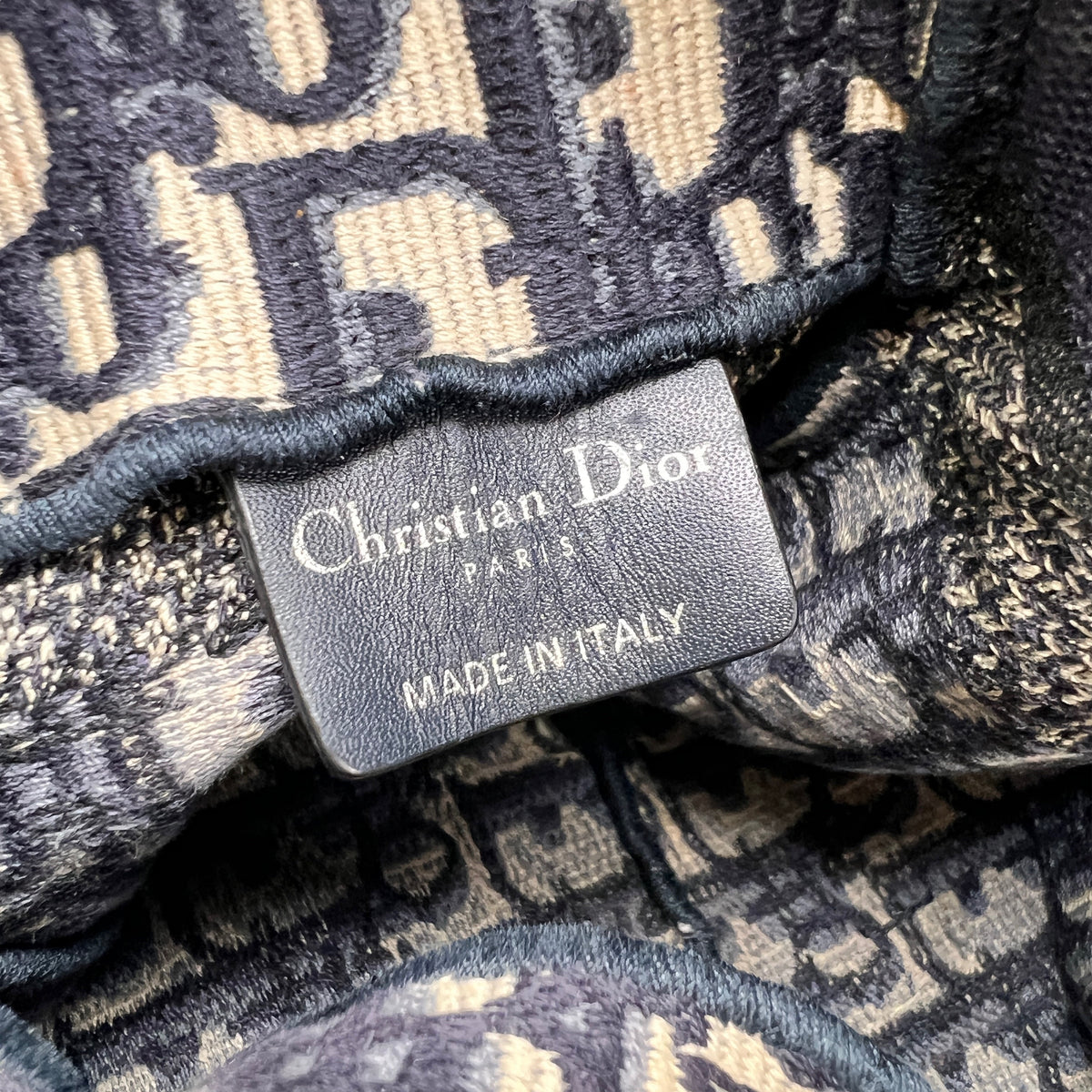 Dior Navy Shoulder Bags A-16610