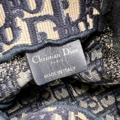 Dior Navy Shoulder Bags A-16610