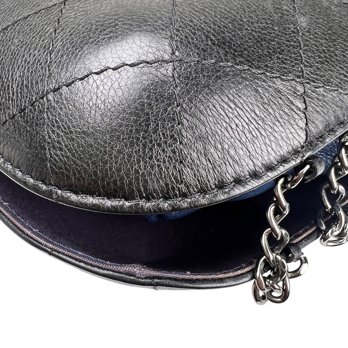 Chanel Navy Shoulder Bags A-16615