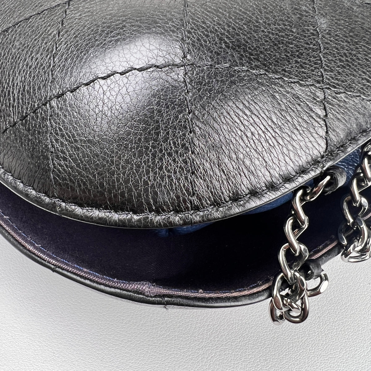 Chanel Navy Shoulder Bags A-16615