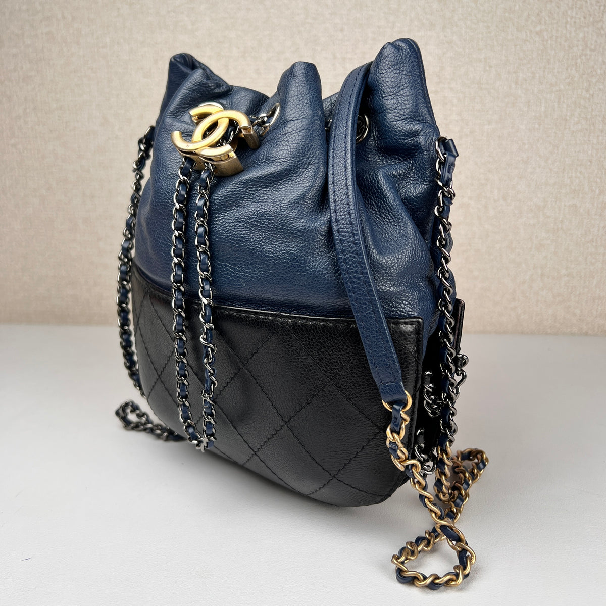 Chanel Navy Shoulder Bags A-16615