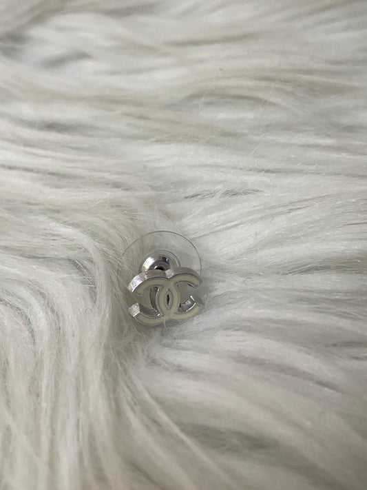 Chanel White Small goods A-16619