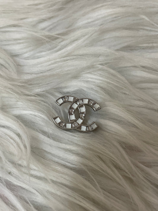 Chanel Silver Earrings A-16622