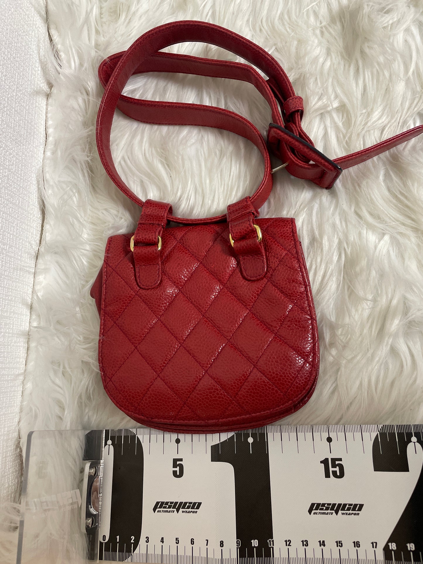 Chanel Red Shoulder Bags A-16626
