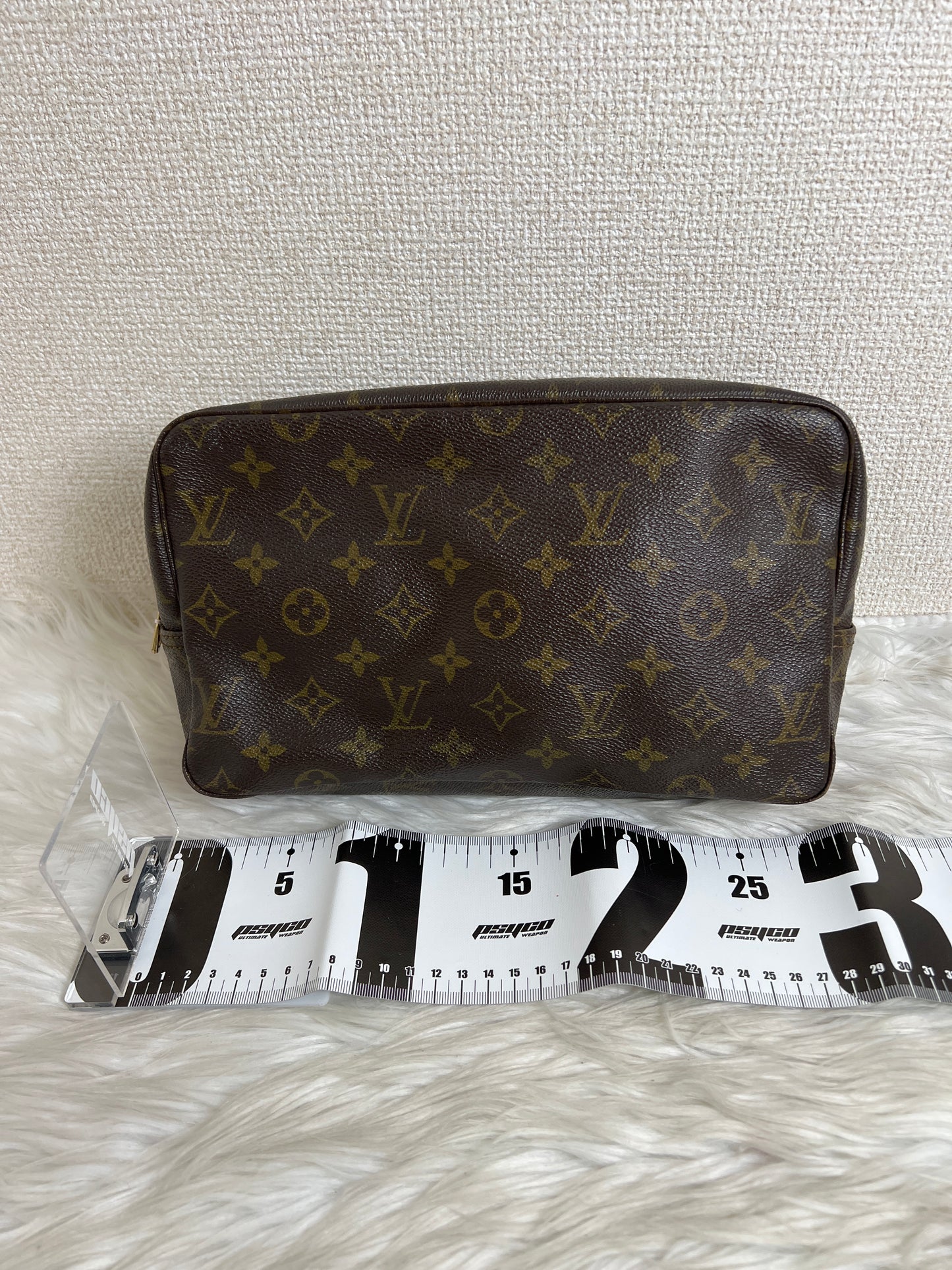 Louis Vuitton Brown Pouches A-16645