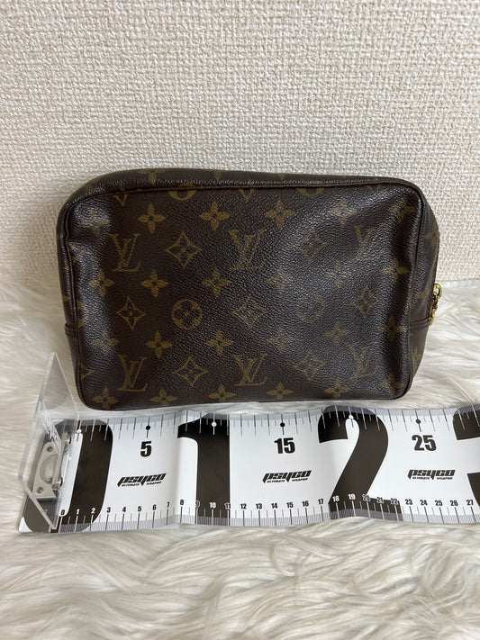 Louis Vuitton Brown Pouches A-16649