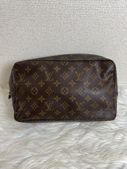 Louis Vuitton Brown Pouches A-16651