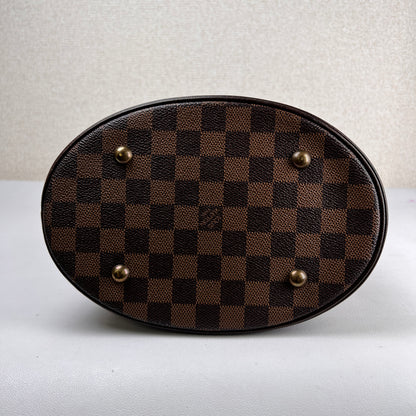 Louis Vuitton Brown Tote Bags A-16654