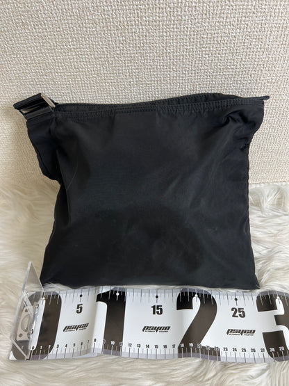 Prada Black Shoulder Bags A-16671