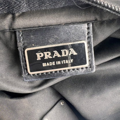Prada Black Shoulder Bags A-16671