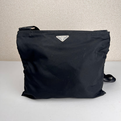Prada Black Shoulder Bags A-16671