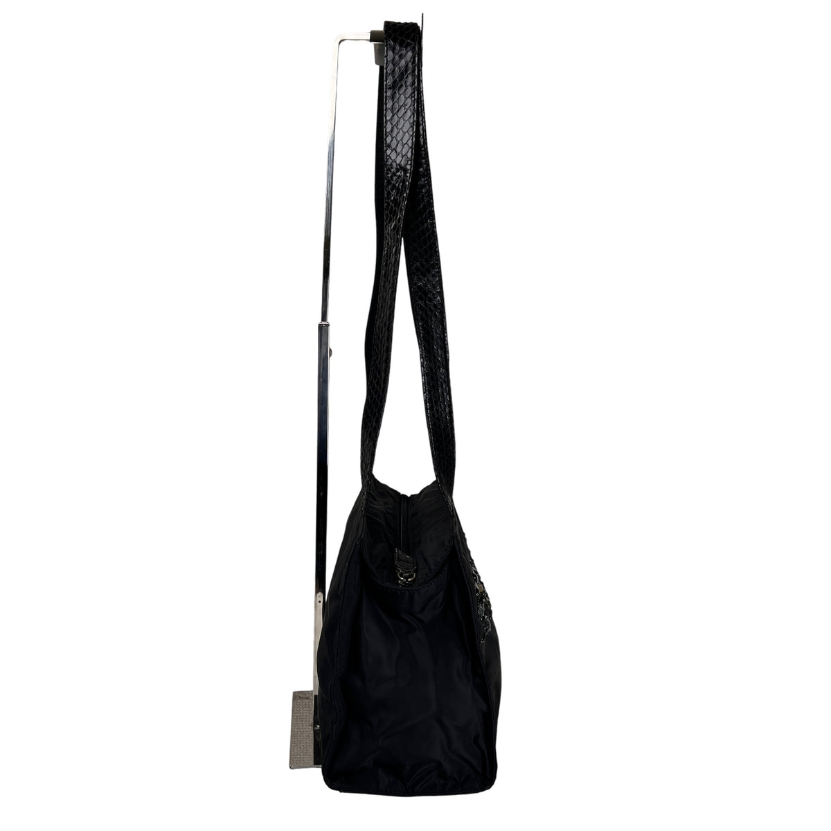 Prada Black Tote Bags A-16720