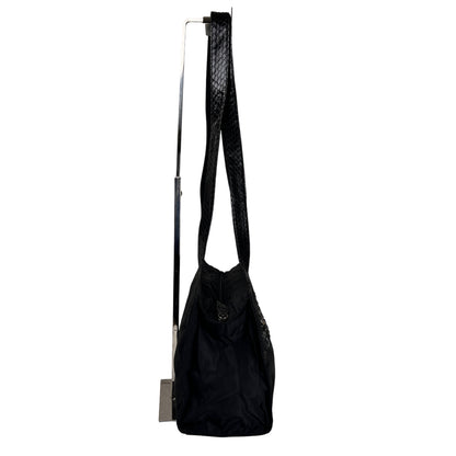 Prada Black Tote Bags A-16720