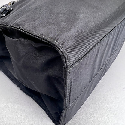 Prada Black Tote Bags A-16720