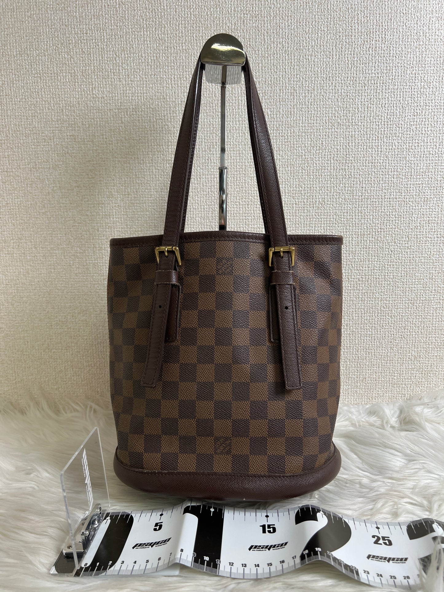 Louis Vuitton Brown Tote Bags A-16728