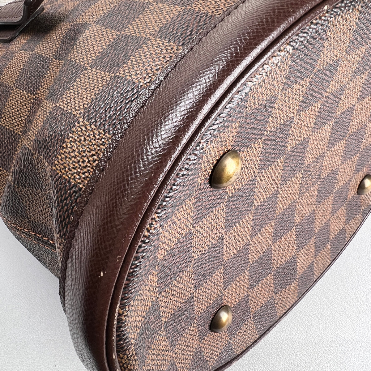 Louis Vuitton Brown Tote Bags A-16728
