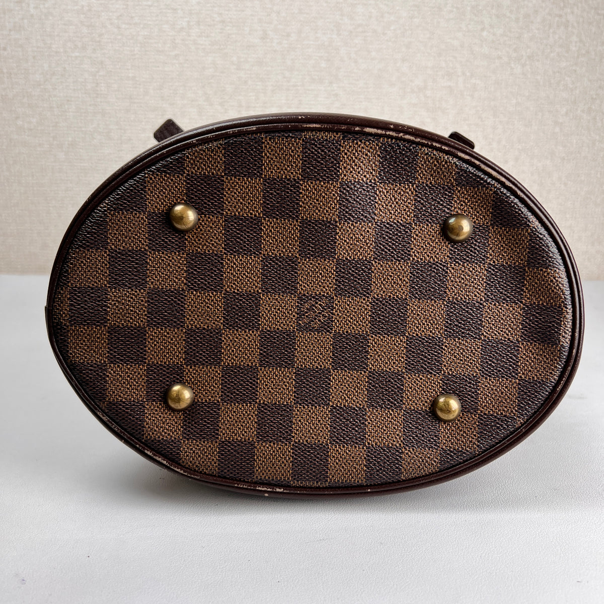 Louis Vuitton Brown Tote Bags A-16728