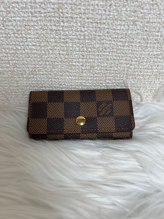 Louis Vuitton Brown Pouches A-16740