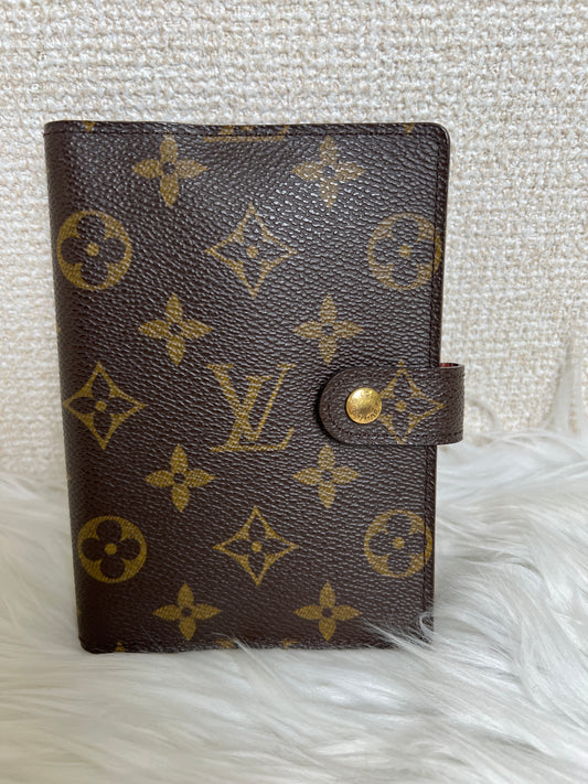 Louis Vuitton Brown Pouches A-16741