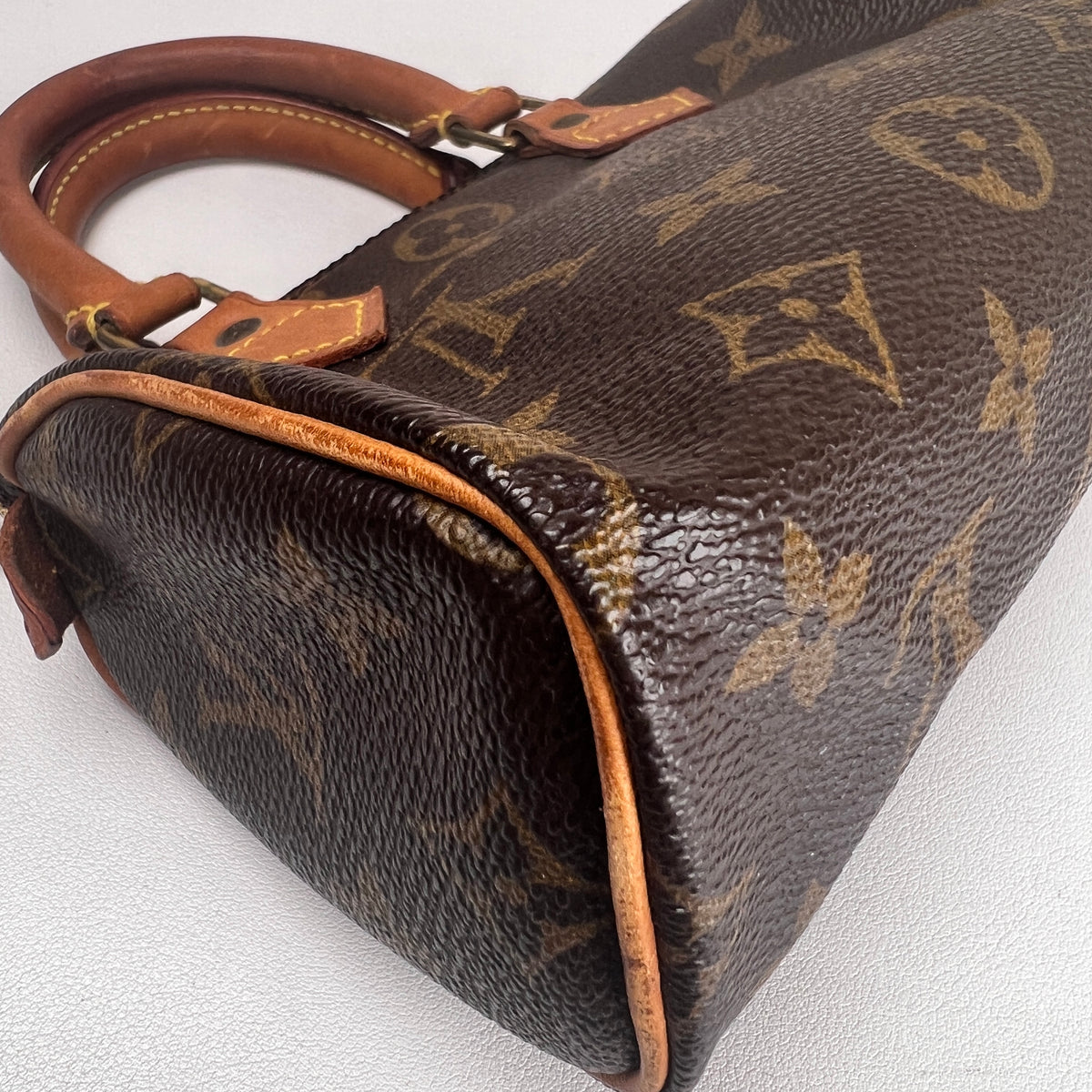 Louis Vuitton Brown Handle Bags A-16744