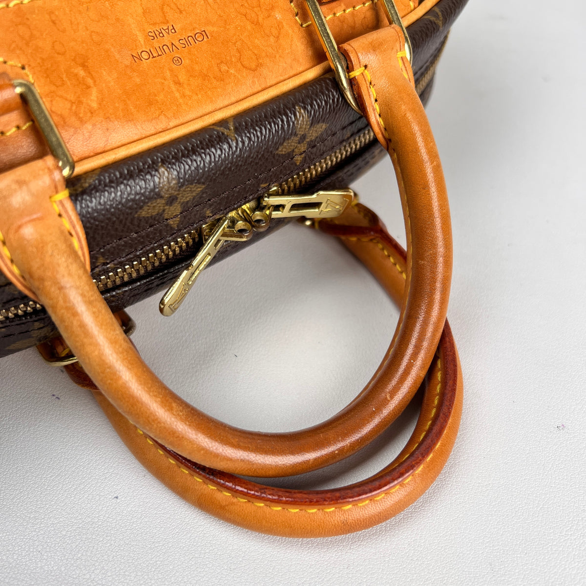 Louis Vuitton Brown Handle Bags A-16749