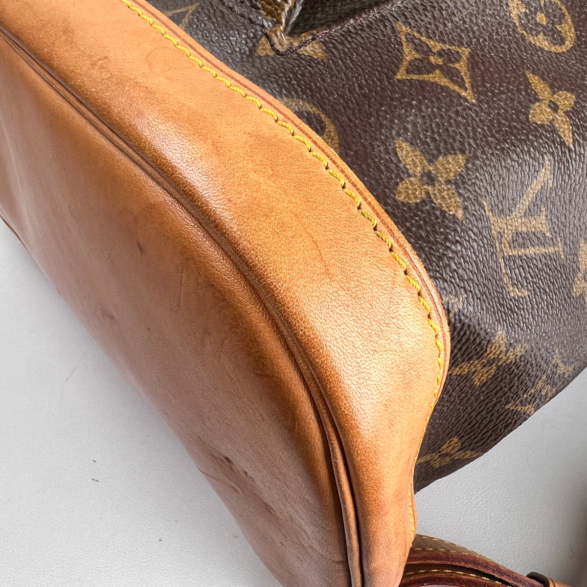 Louis Vuitton Brown Handle Bags A-16754