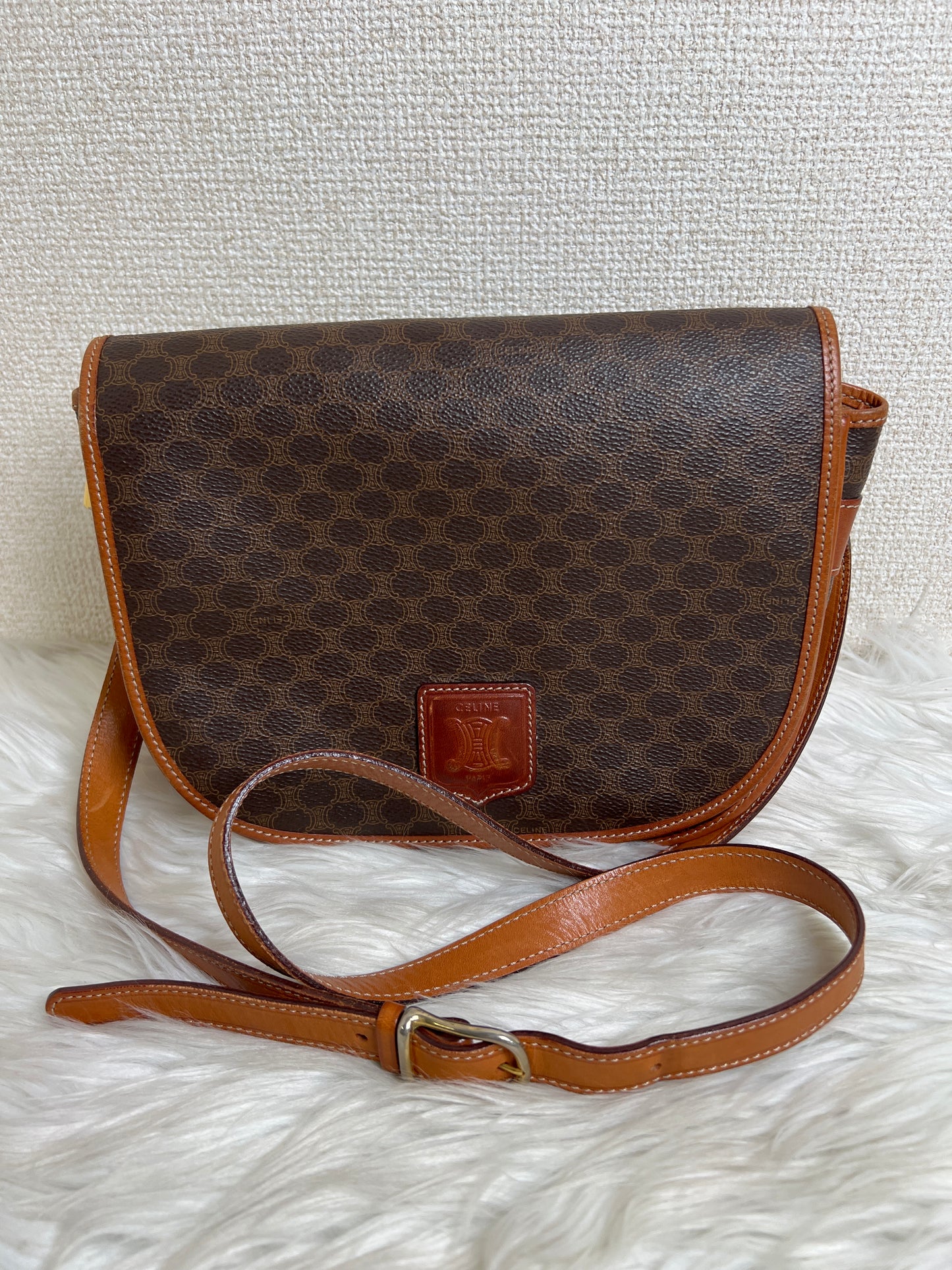 Celine Brown Shoulder Bags A-16756