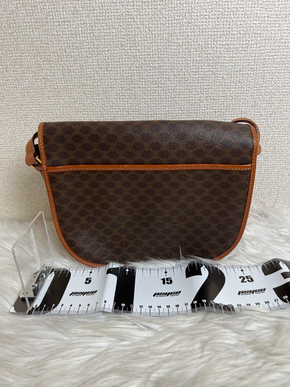 Celine Brown Shoulder Bags A-16756