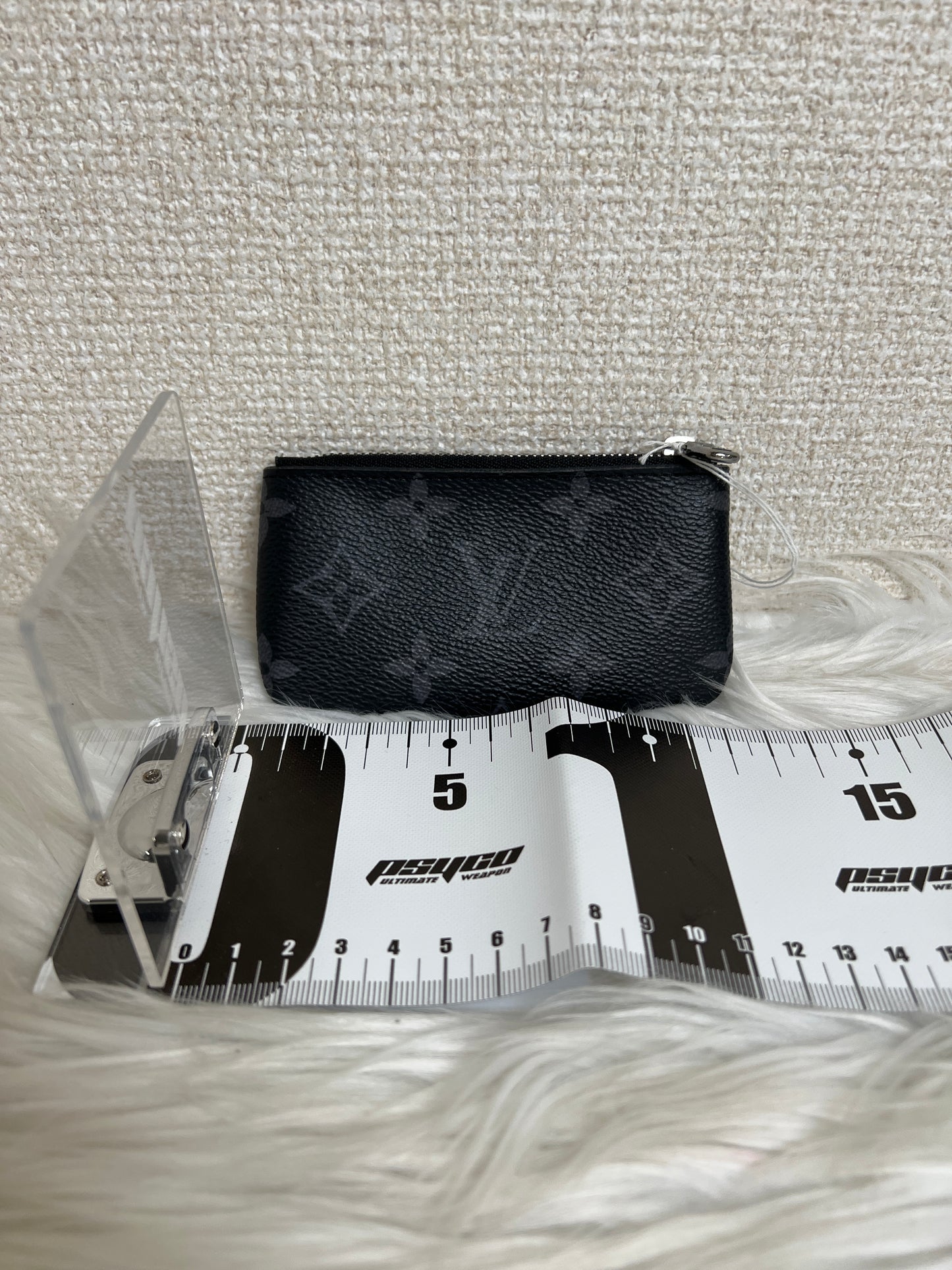 Louis Vuitton Black Pouches A-16760