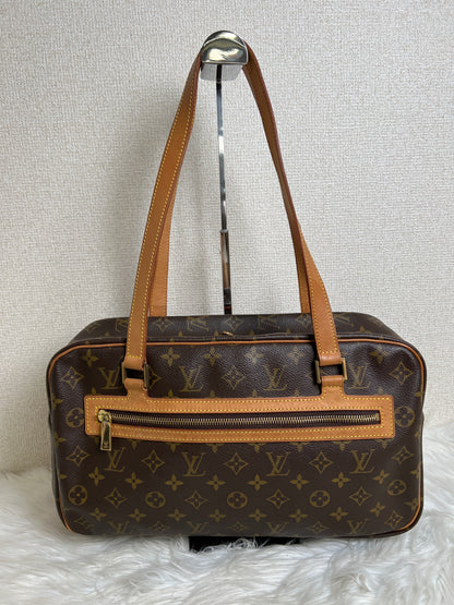 Louis Vuitton Brown Handle Bags A-16762