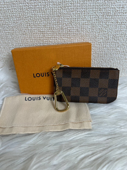 Louis Vuitton Brown Pouches A-16772