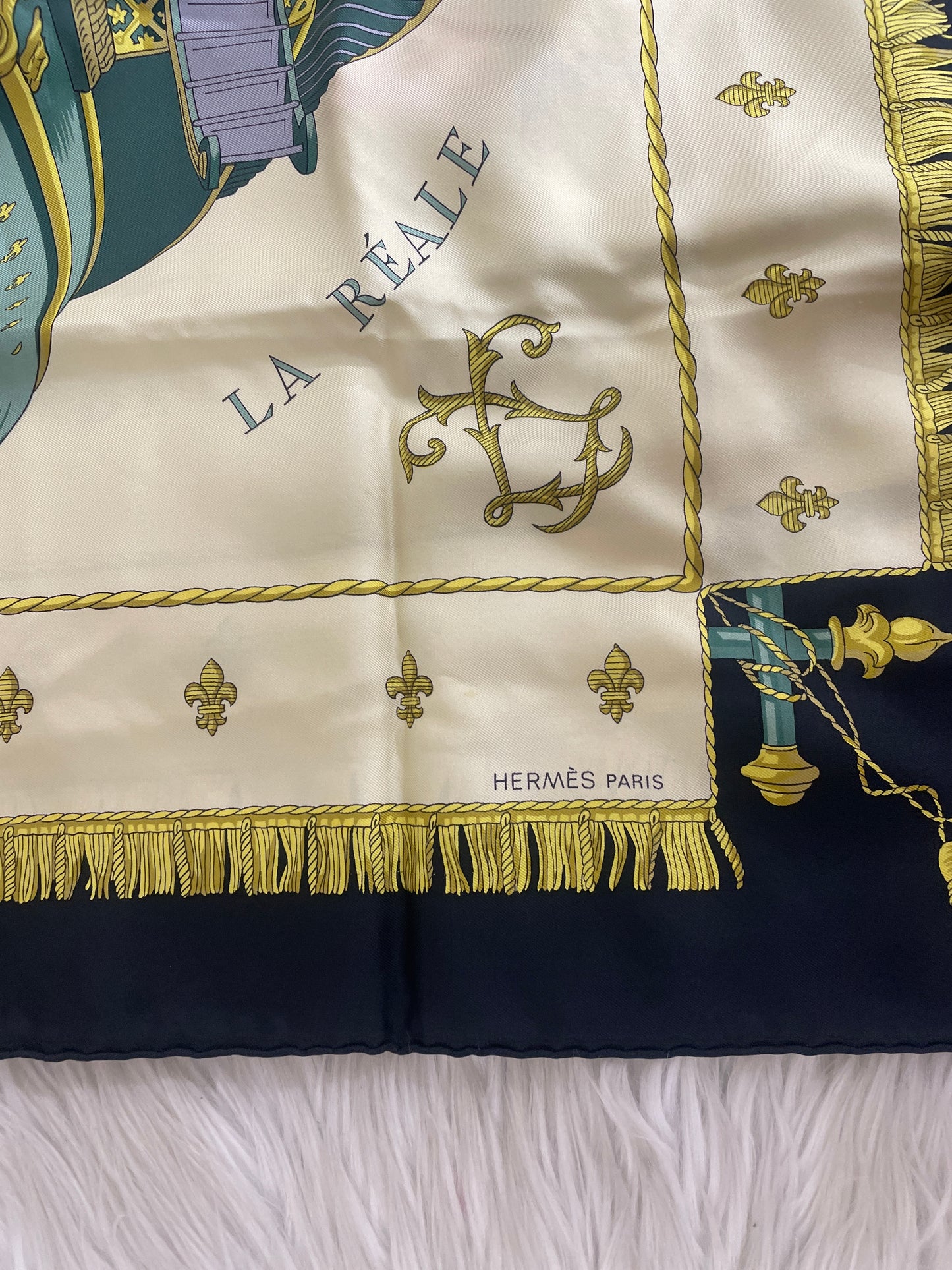 Hermes Green Scarves A-16783