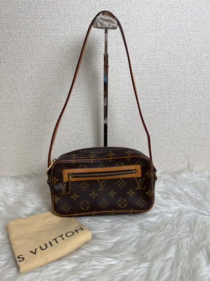 Louis Vuitton Brown Handle Bags A-16787