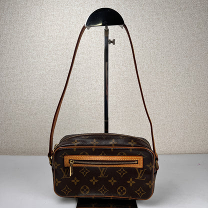 Louis Vuitton Brown Handle Bags A-16787