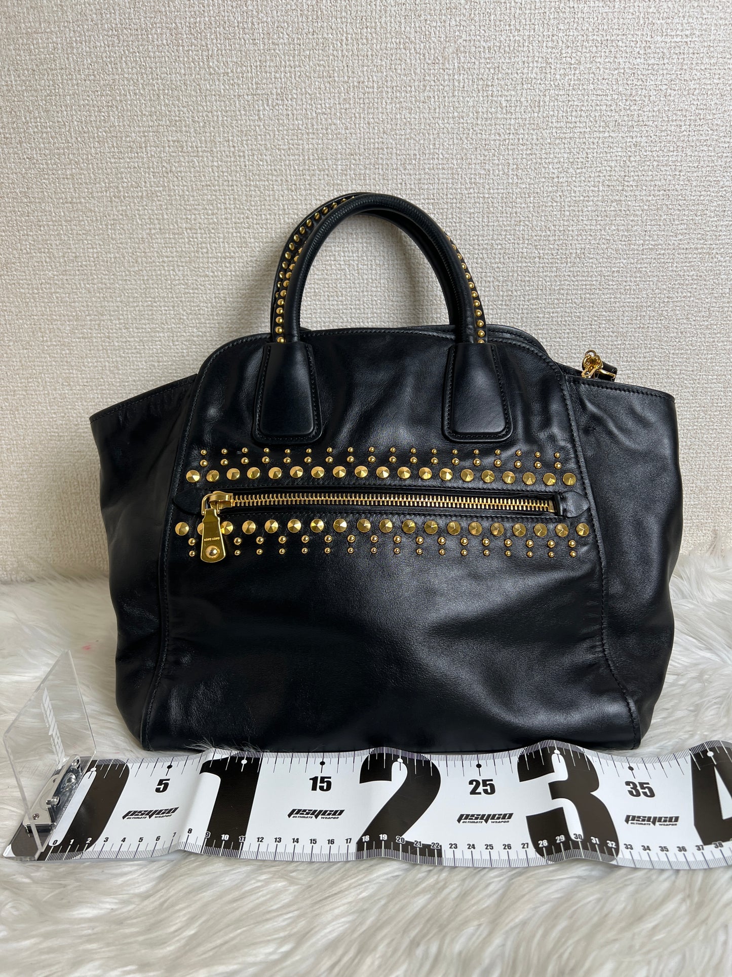 Miu Miu Black Tote Bags A-16792