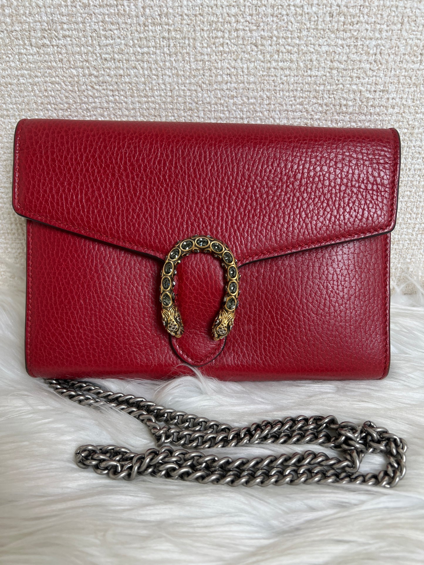 Gucci Red Shoulder Bags A-16799