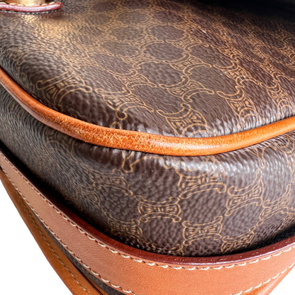 Celine Brown Shoulder Bags A-16800