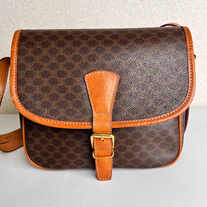Celine Brown Shoulder Bags A-16800