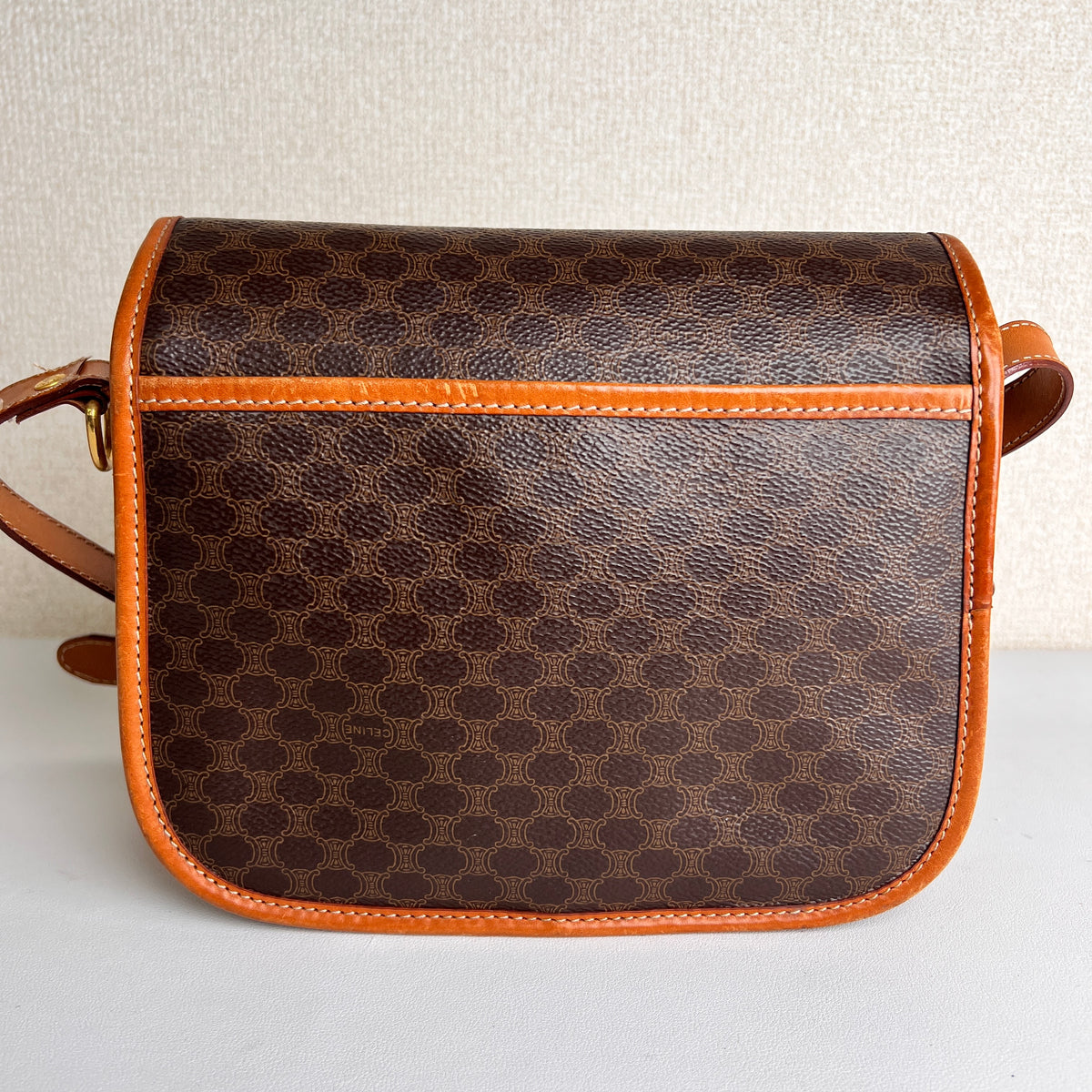 Celine Brown Shoulder Bags A-16800