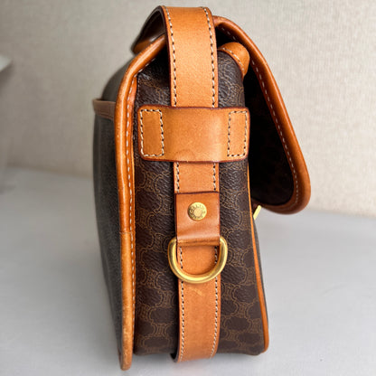 Celine Brown Shoulder Bags A-16800