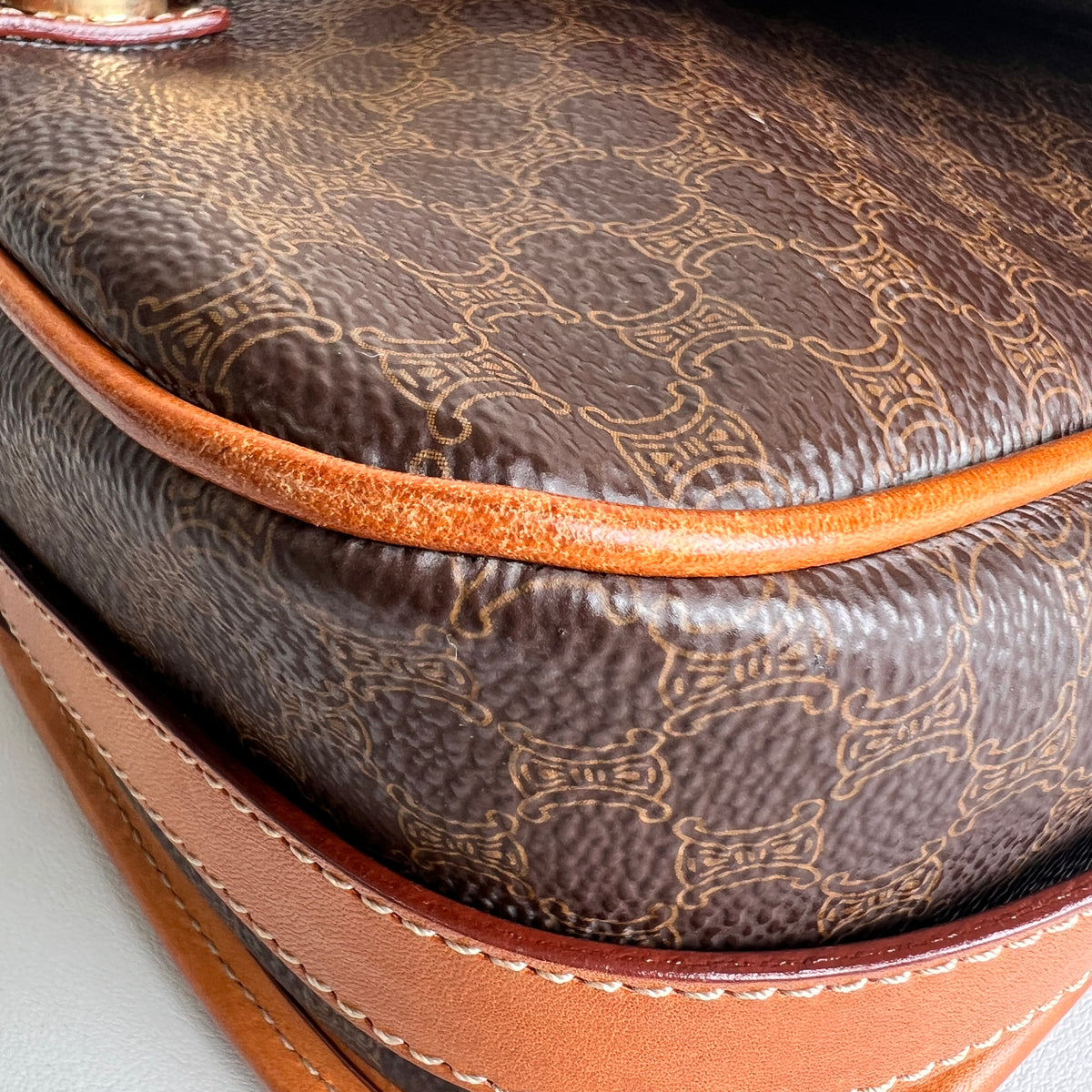 Celine Brown Shoulder Bags A-16800