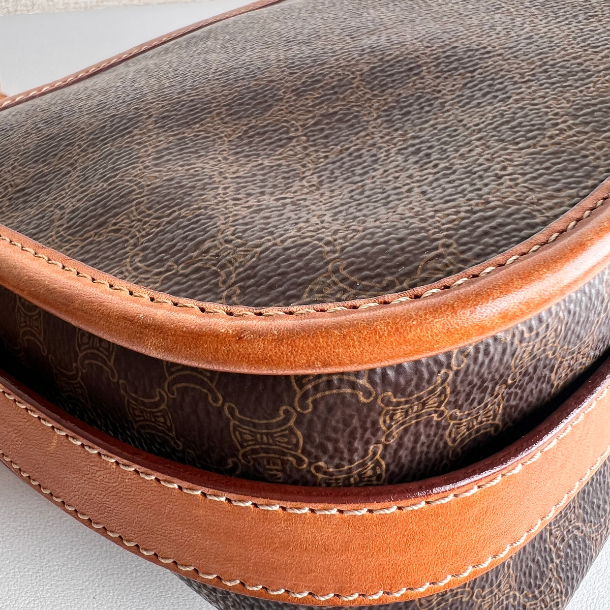 Celine Brown Shoulder Bags A-16800
