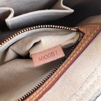 Louis Vuitton Brown Handle Bags A-16802