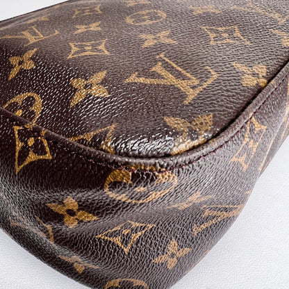 Louis Vuitton Brown Handle Bags A-16802