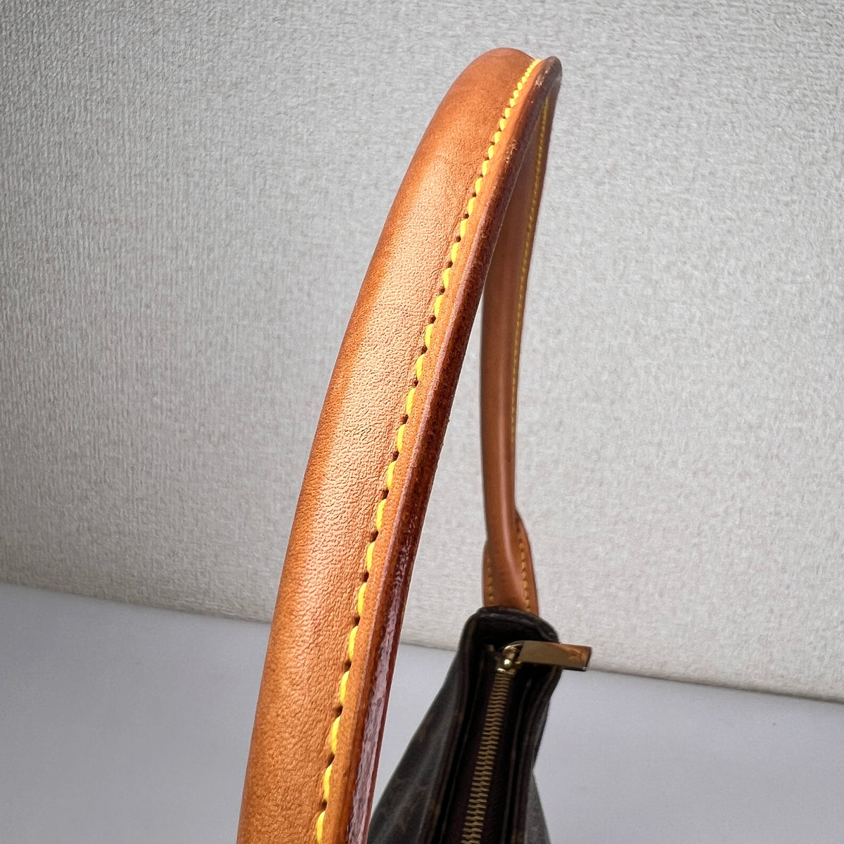 Louis Vuitton Brown Handle Bags A-16802