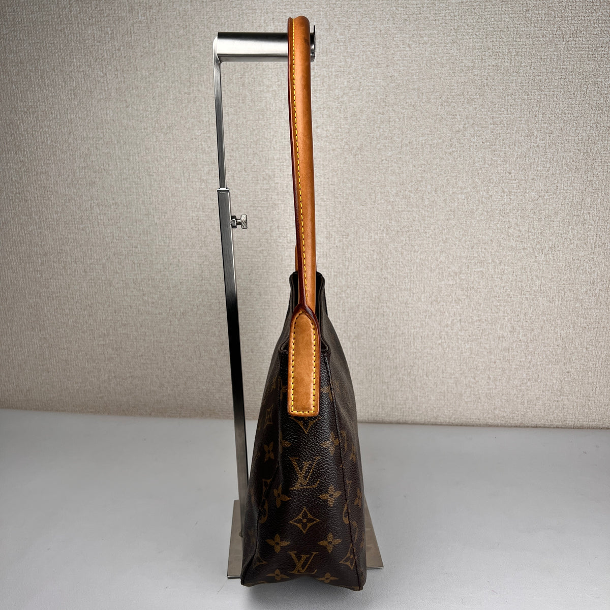 Louis Vuitton Brown Handle Bags A-16802