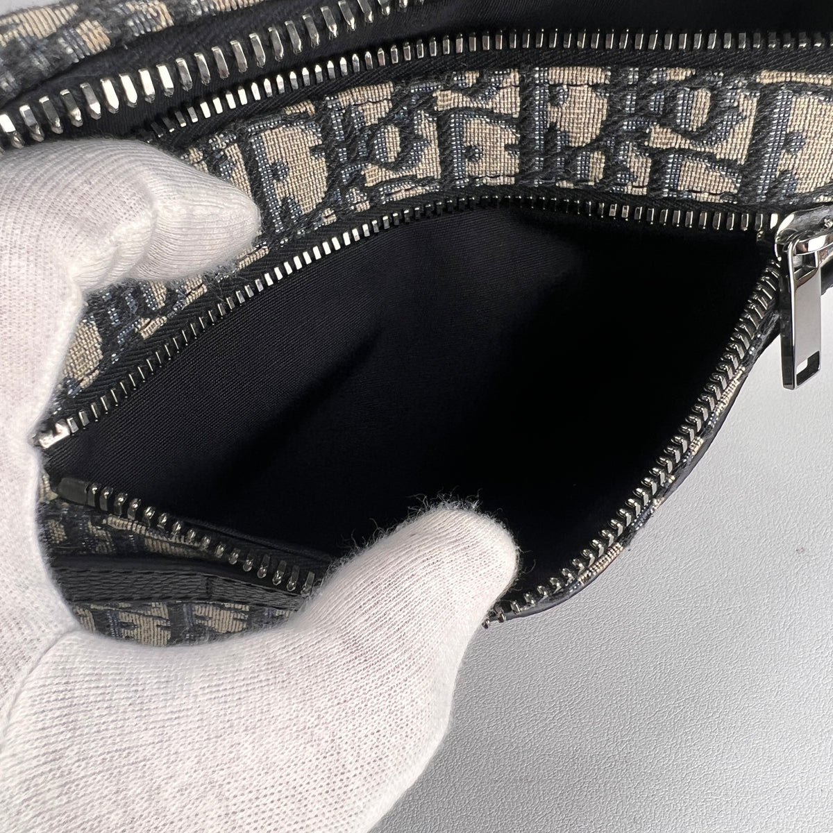 Dior Navy Shoulder Bags A-16808