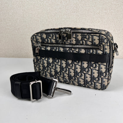 Dior Navy Shoulder Bags A-16808