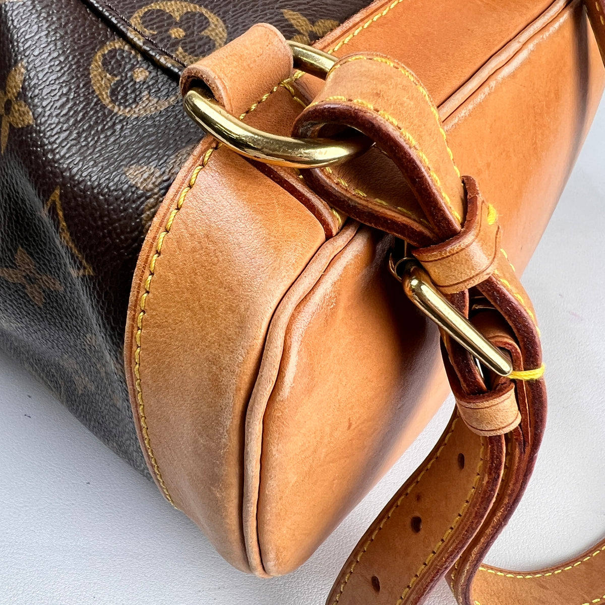 Louis Vuitton Brown Handle Bags A-16813