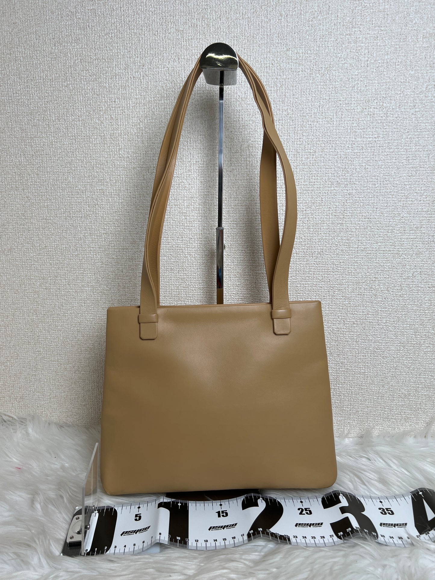 Chanel Beige Tote Bags A-16815